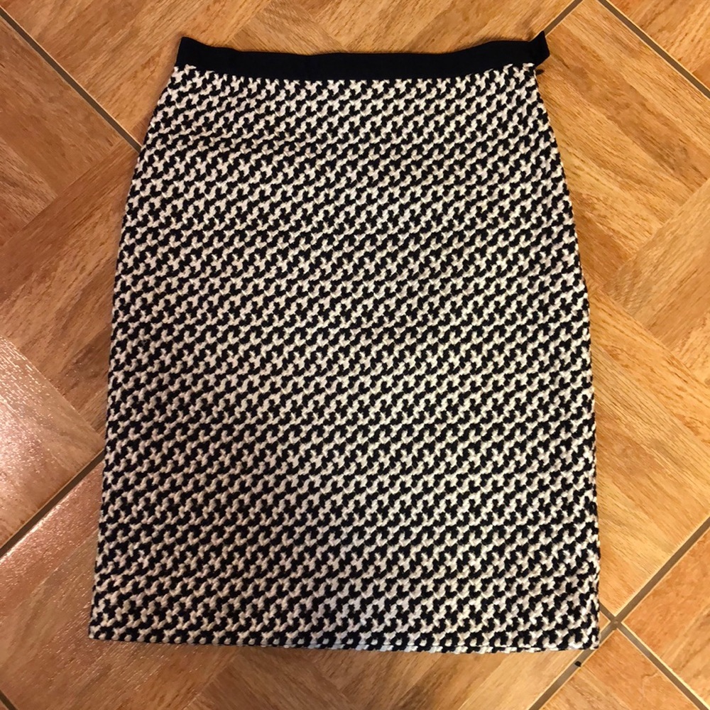 Lyn Devon skirt